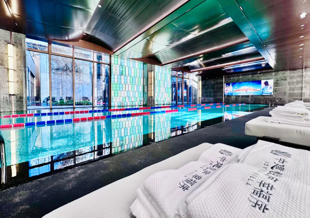 室内游泳池